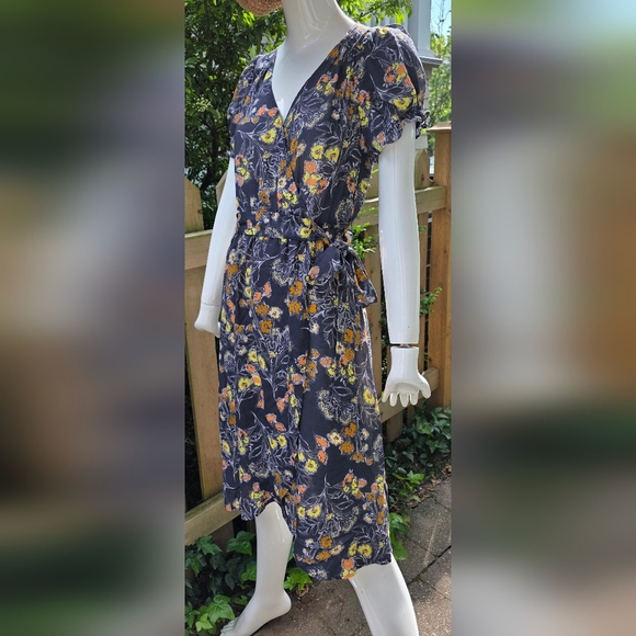Velvet by graham and Spencer wrap dress. Boho floral, small - Picture 2 of 15